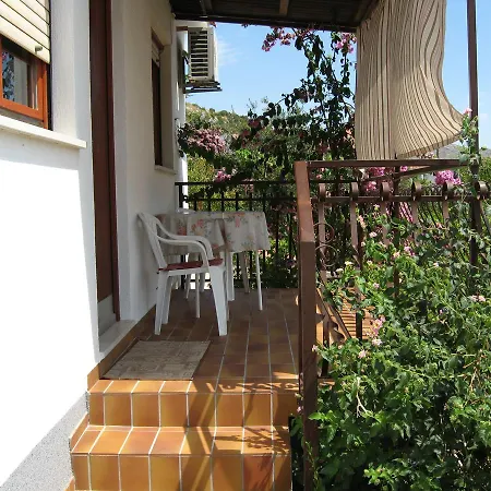 Apartments Stanko Trogir Exterior photo